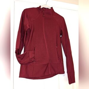 Sml maroon activewear maroon zip up jacket